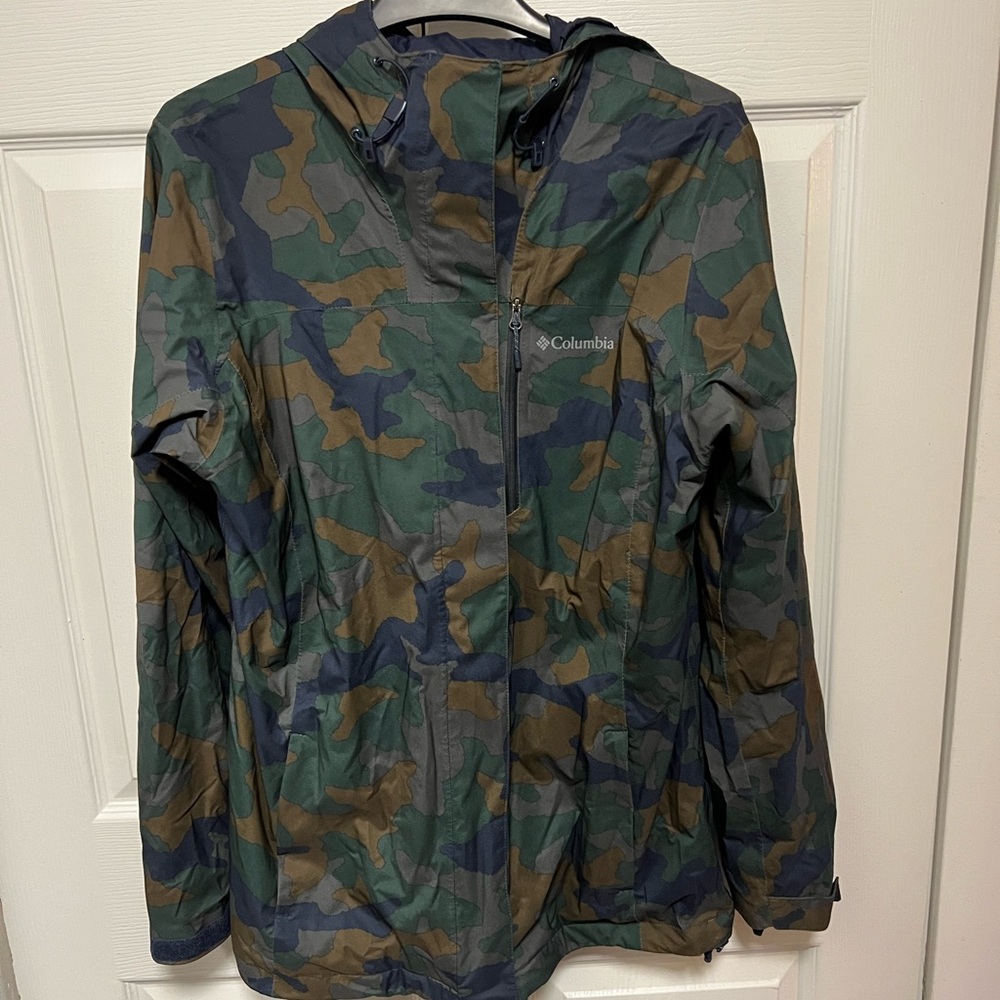 Columbia Women’s Golden Grove Omni-Tech Hooded Shell Jacket | Size LG